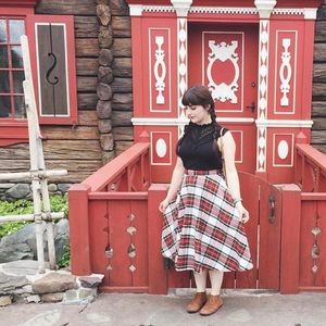 ModCloth Hell Bunny Vixen Plaid Skirt